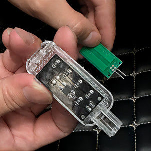 PCBA με 12 LED υψηλού φωτισμού για το φως πόδι του αυτοκινήτου Υποστηρίζει το πρωτότυπο αυτοκίνητο ατμόσφαιρα φώτα αλλάξτε χρώματα συγχρονικά
